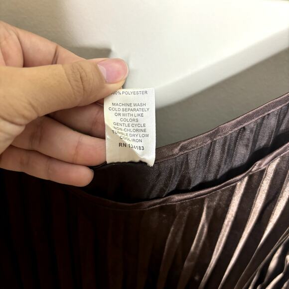 Annabelle Brown Satin Pleated Midi Dress Sz L NWT - Picture 5 of 10